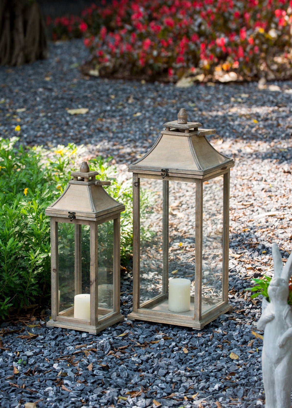 Ivory wood candle lantern set - product view 3