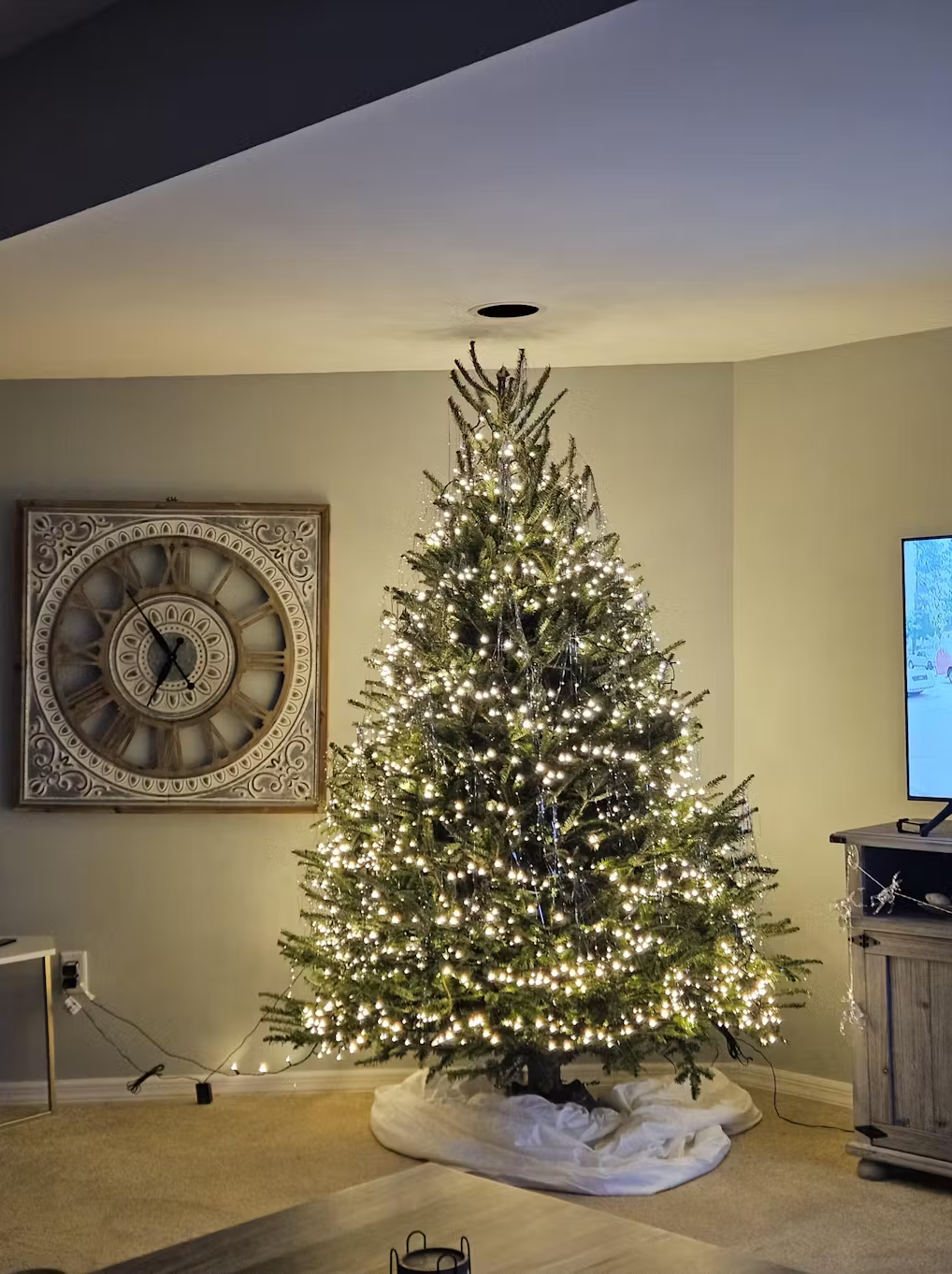 7' Premium Fraser Fir Christmas Tree