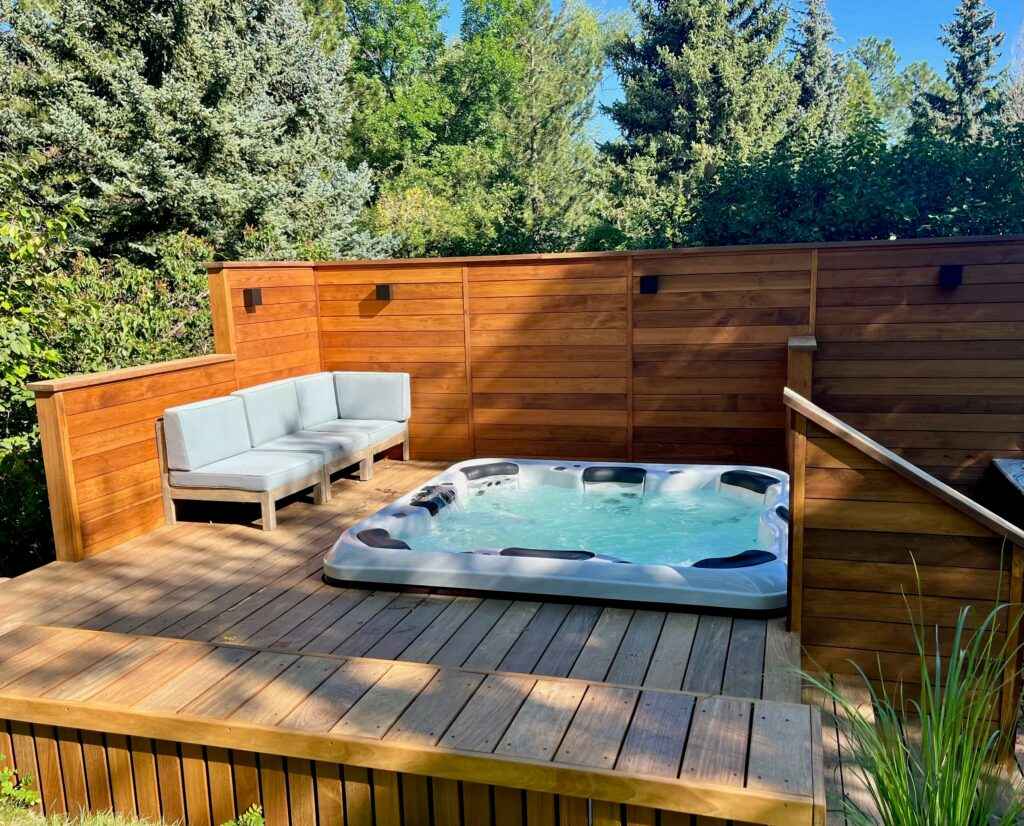 Alpine 7-Person Hot Tub