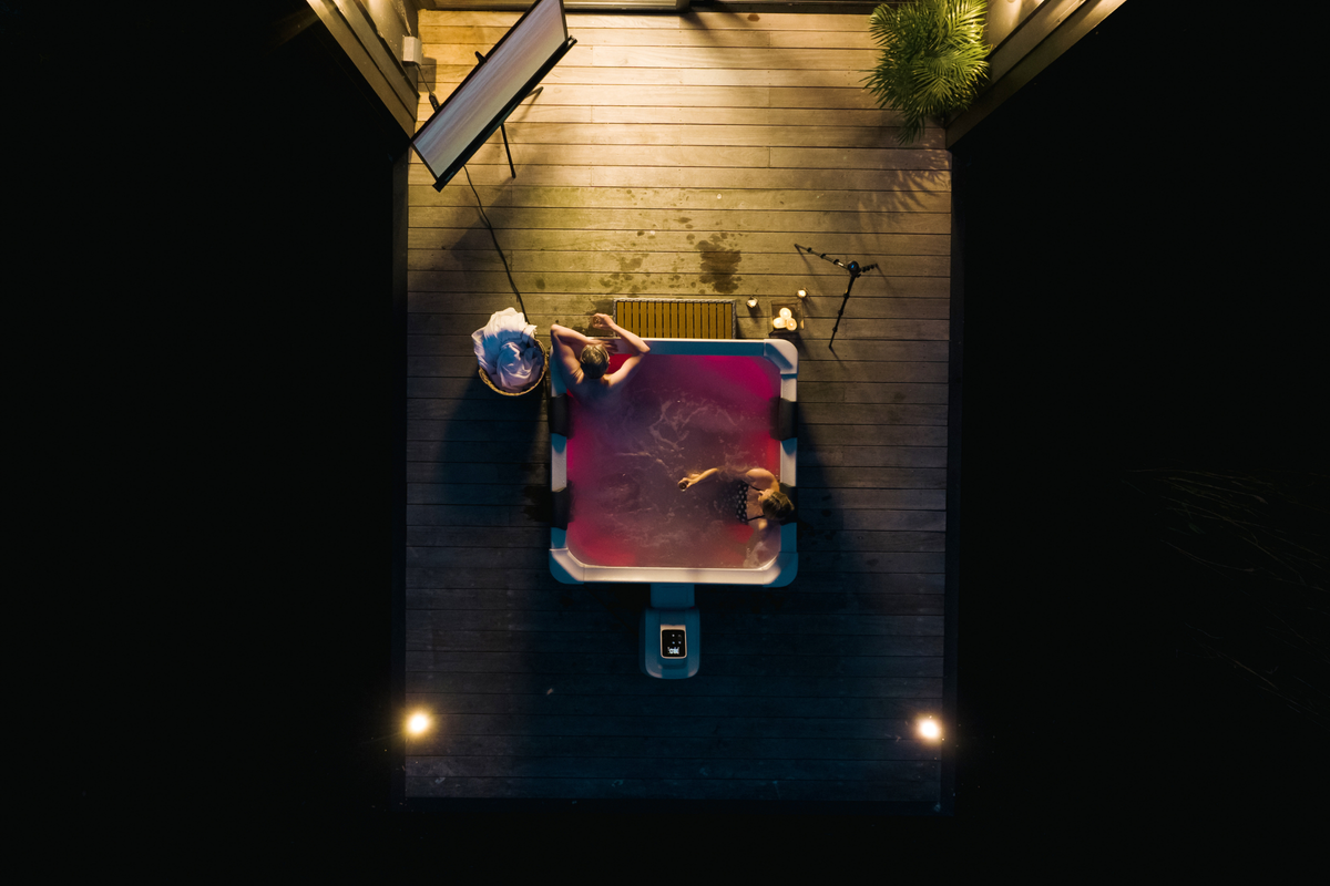 MSpa Oslo 6-Person Rigid Hot Tub & Spa